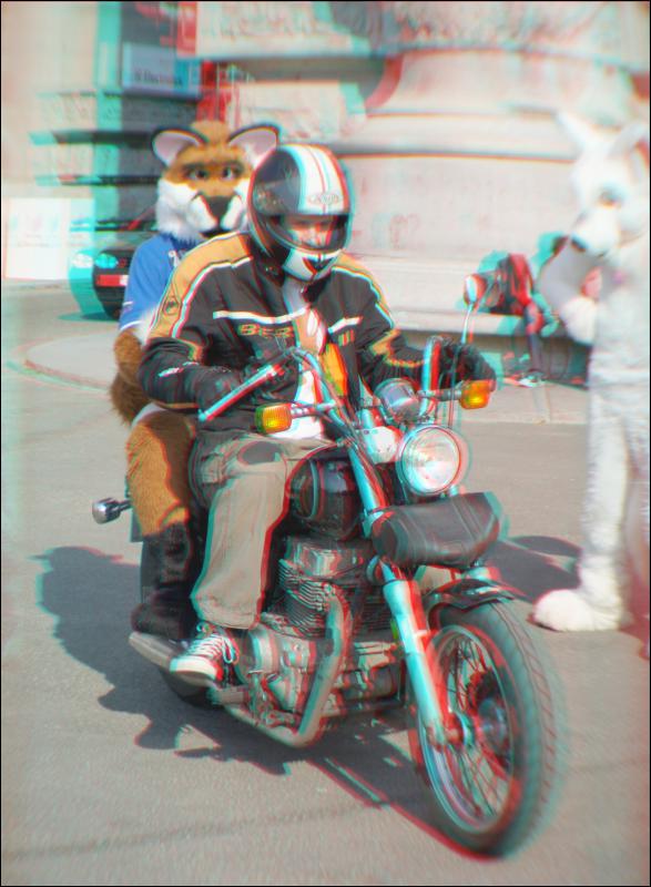 [Aoi_anaglyph_BSB_1752.jpg]