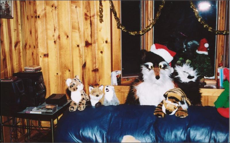 [Furbo_SF2002_furbo-plushies.jpg]