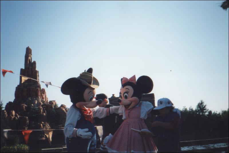 [mickey06.jpg]