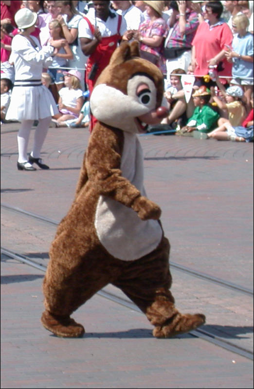 [Tim_EuroDisney20010811_10.jpg]