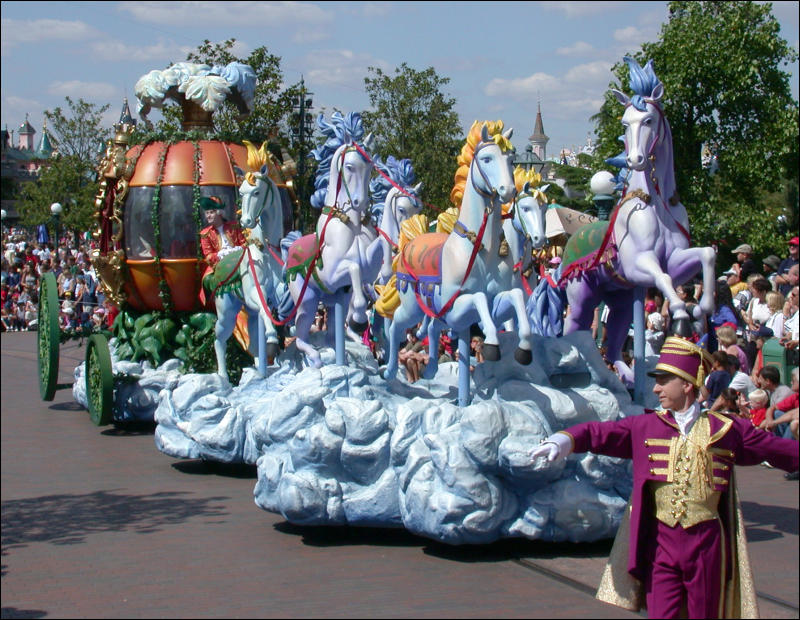 [Tim_EuroDisney20010811_22.jpg]