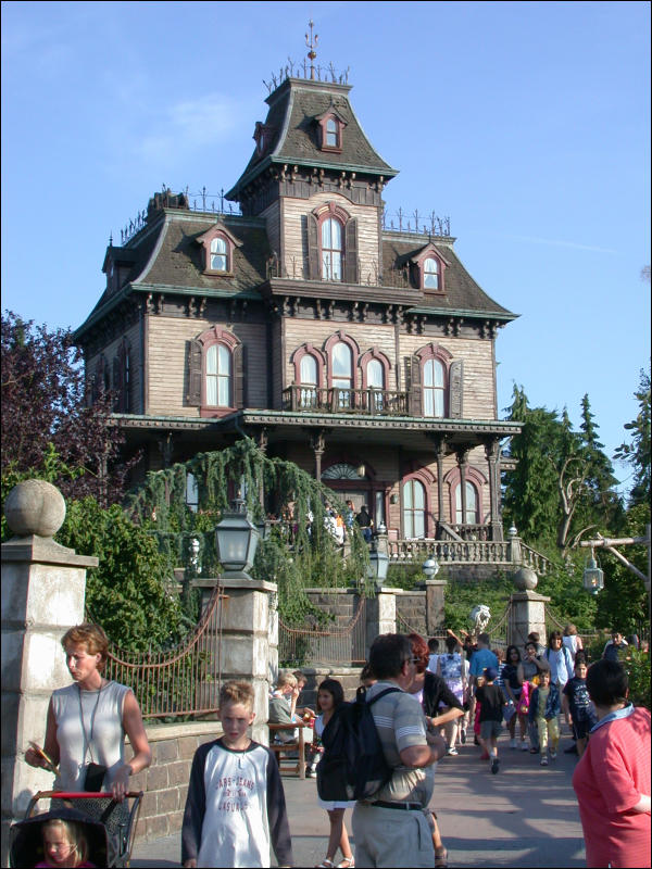 [Tim_EuroDisney20010811_44.jpg]