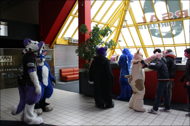 [Hai_FursuitBlackLight_201301_0529.jpg]