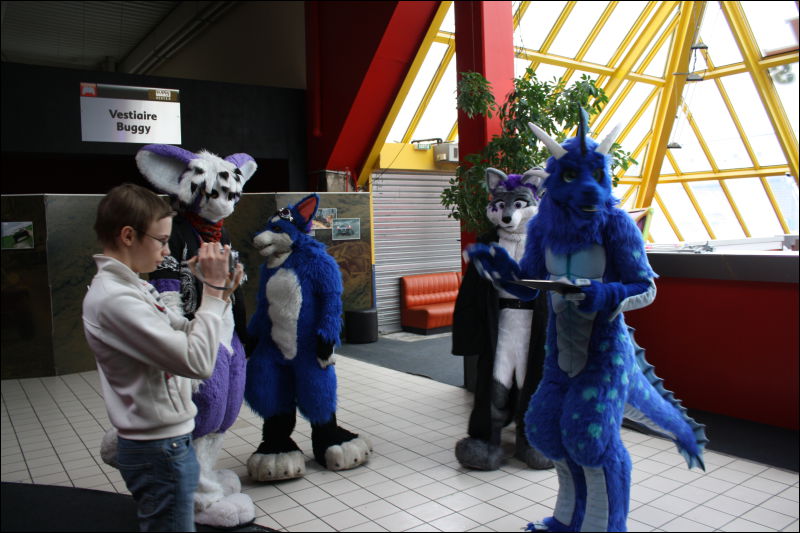 [Hai_FursuitBlackLight_201301_0533.jpg]