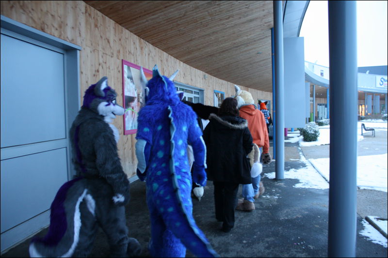 [Hai_FursuitBlackLight_201301_0667.jpg]