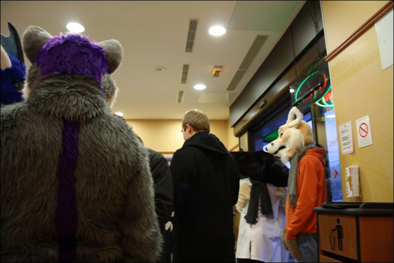 [Hai_FursuitBlackLight_201301_0675.jpg]