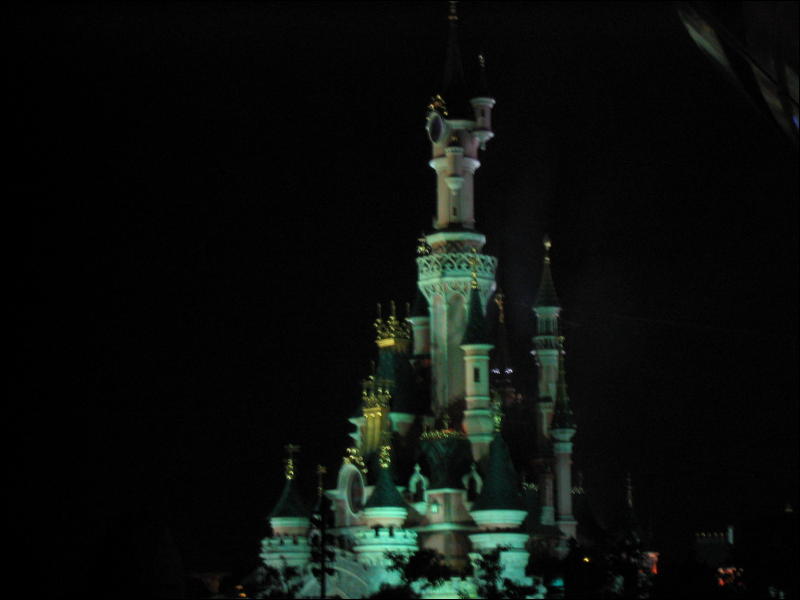 [20031025_DisneylandParis_Timduru_48.jpg]