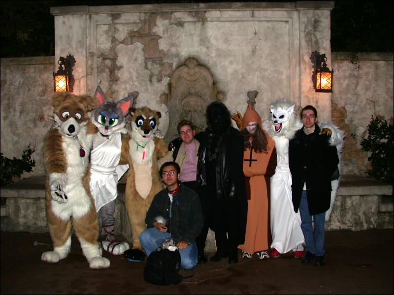 [Num8_200410DisneylandHalloween_67.jpg]