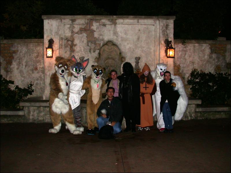 [Num8_200410DisneylandHalloween_68.jpg]