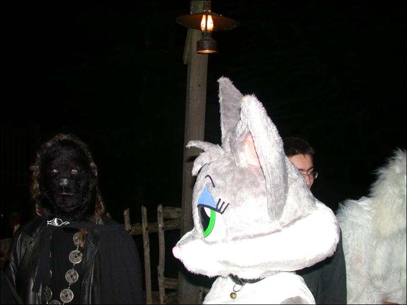 [Num8_200410DisneylandHalloween_74.jpg]