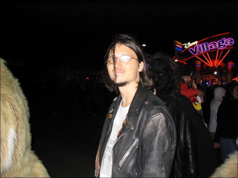 [Morkheleb_200410DisneylandHalloween_05.jpg]