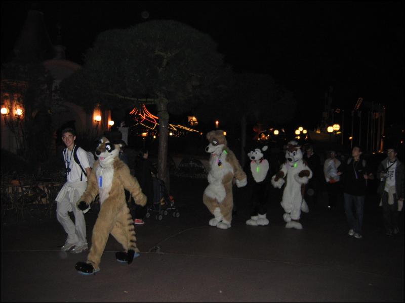 [Aoi_disney05_045.JPG]