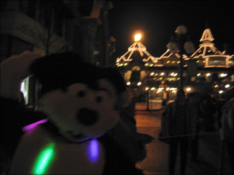 [Aoi_disney05_073.JPG]