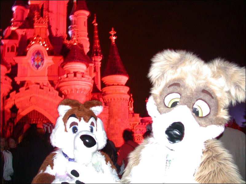 [DisneylandParis_Halloween2005_102.jpg]