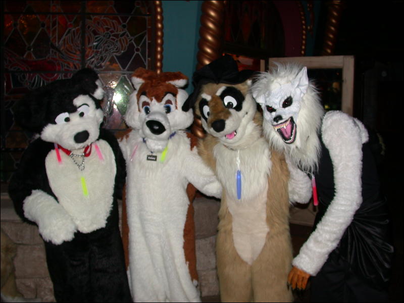 [DisneylandParis_Halloween2005_122.jpg]