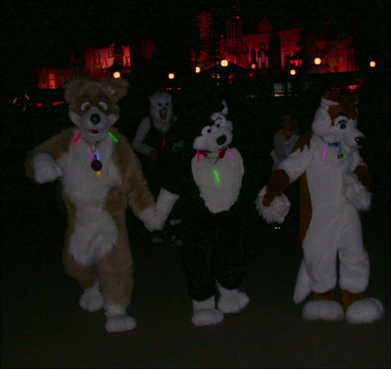 [DisneylandParis_Halloween2005_125.jpg]