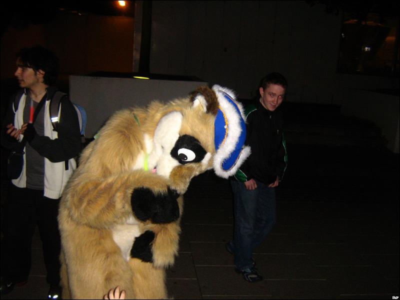 [Furrtek_Halloween2006_014.jpg]