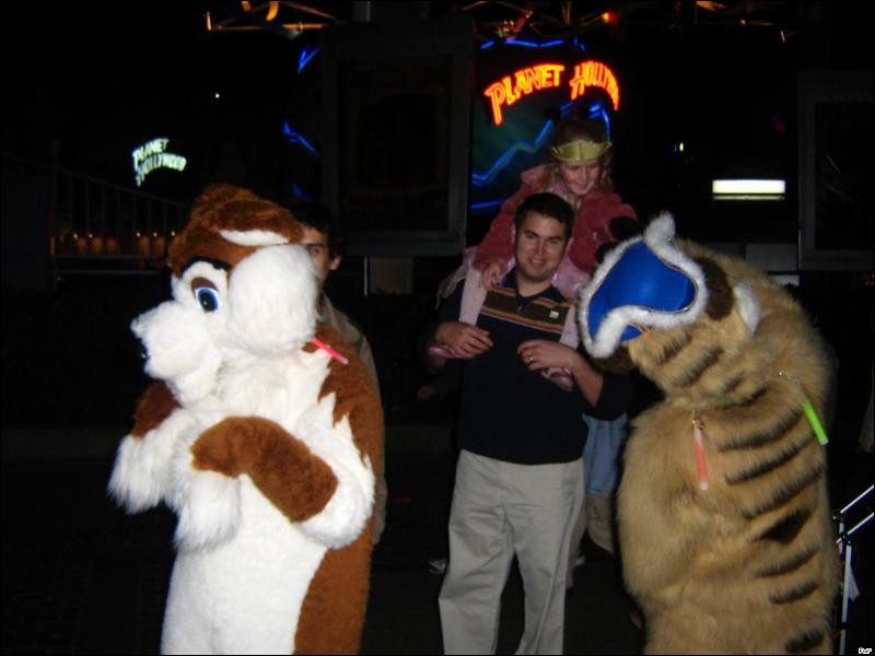 [Furrtek_Halloween2006_019.jpg]