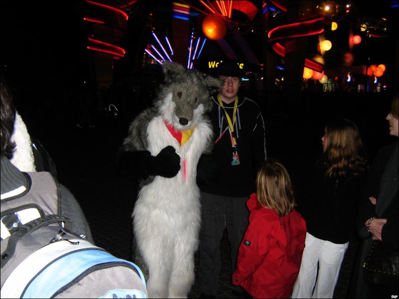 [Furrtek_Halloween2006_027.jpg]