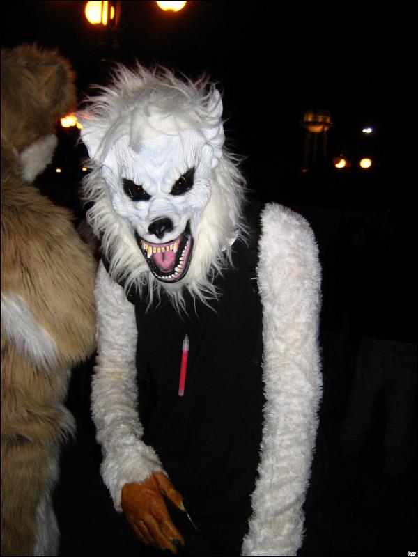 [Furrtek_Halloween2006_062.jpg]