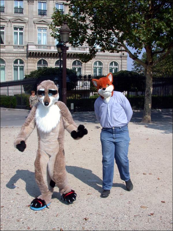 [20020824_MeerkatNFoxyInParis_052.jpg]