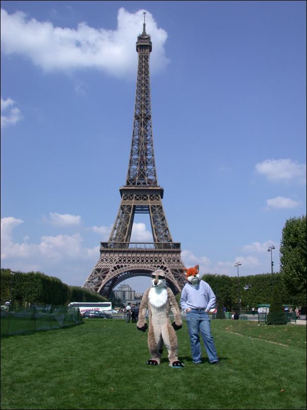 [20020824_MeerkatNFoxyInParis_068.jpg]