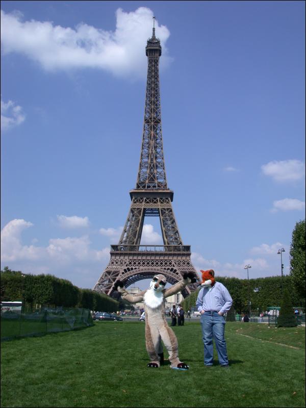 [20020824_MeerkatNFoxyInParis_071.jpg]