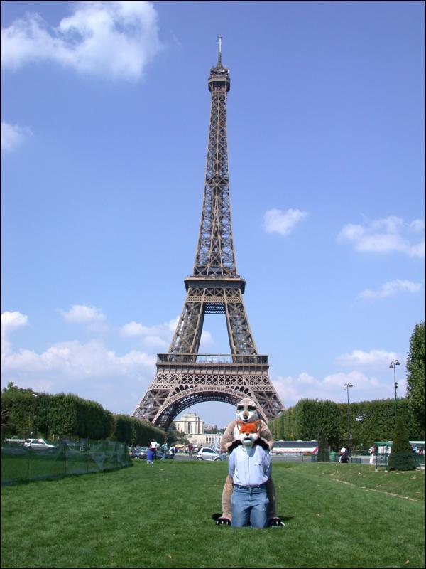 [20020824_MeerkatNFoxyInParis_089.jpg]