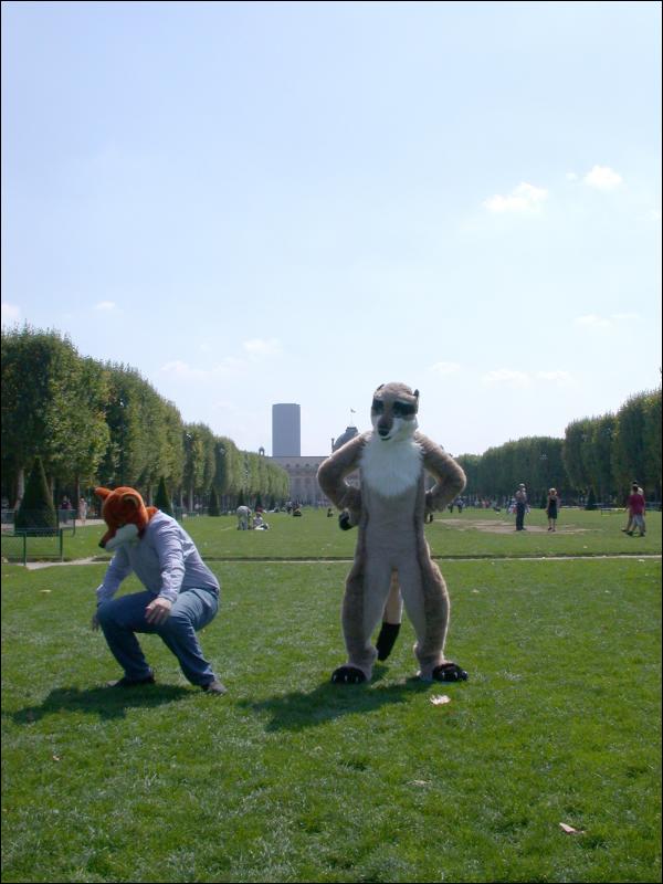 [20020824_MeerkatNFoxyInParis_099.jpg]