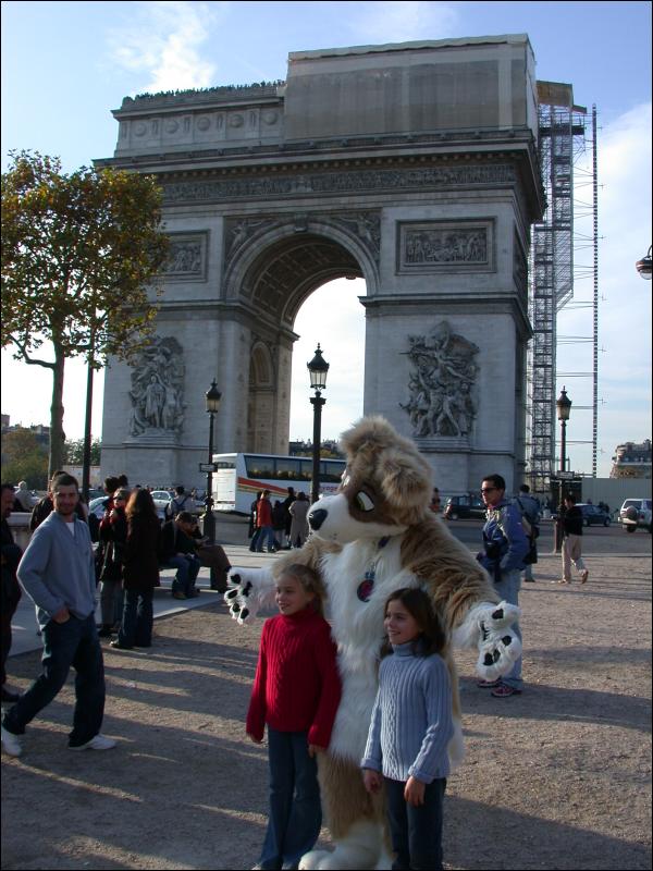 [Timduru_20041030_Scritch_ArcTriomphe21.jpg]