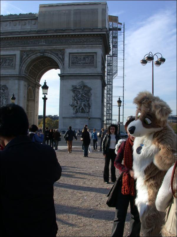 [Timduru_20041030_Scritch_ArcTriomphe27.jpg]