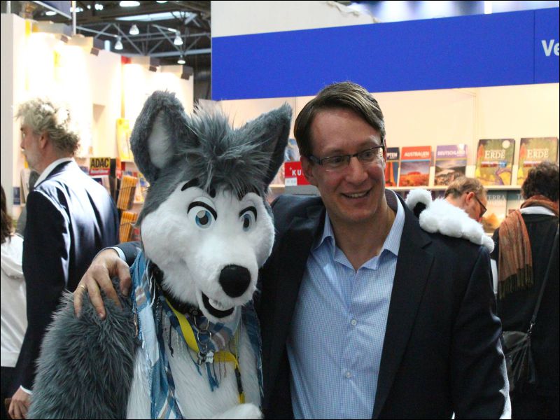 [Ray_LeipzigBookfair20120315_119.jpg]