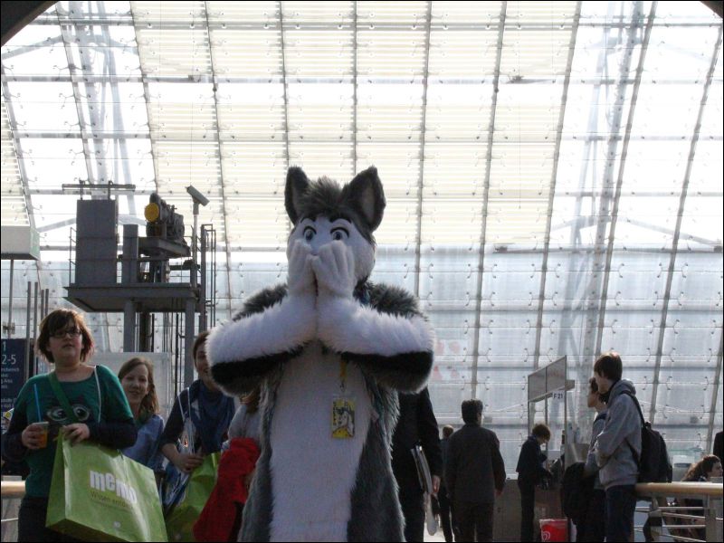 [Ray_LeipzigBookfair20120315_133.jpg]