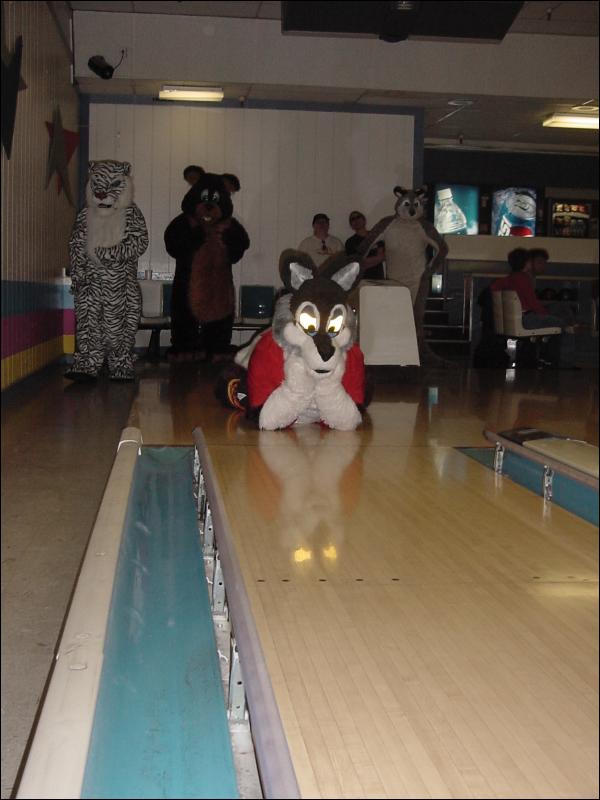 [20030216_Bowling_09.jpg]