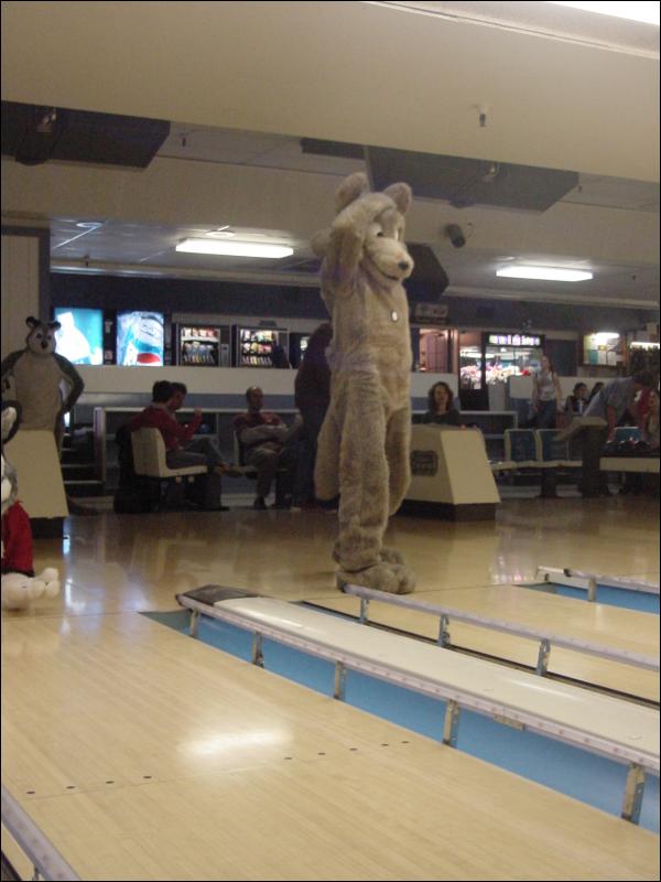 [20030216_Bowling_10.jpg]