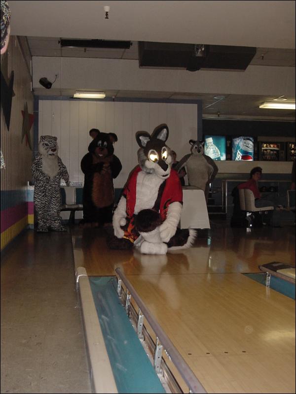 [20030216_Bowling_11.jpg]