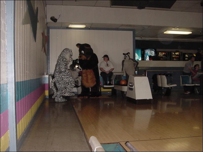 [20030216_Bowling_21.jpg]