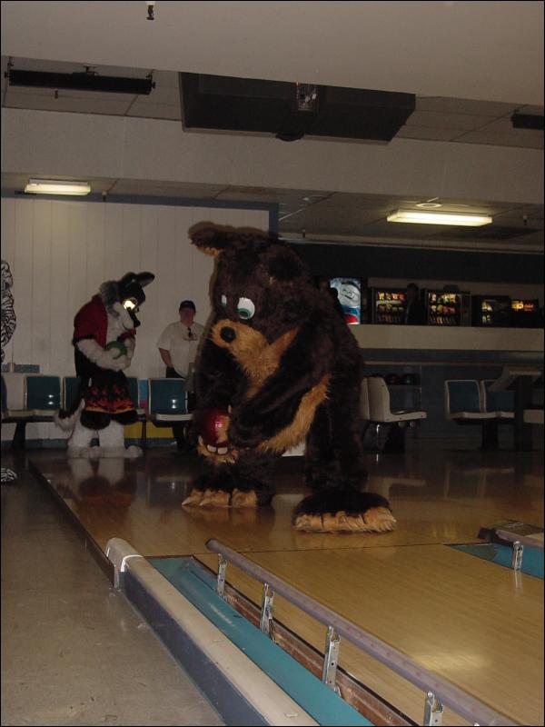 [20030216_Bowling_35.jpg]