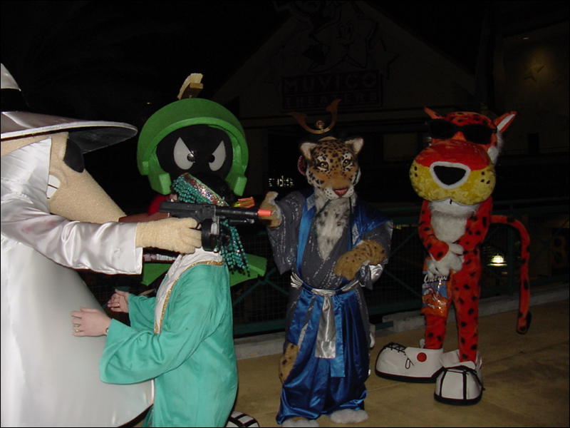 [PointOrlandoHalloween_2002_28.jpg]