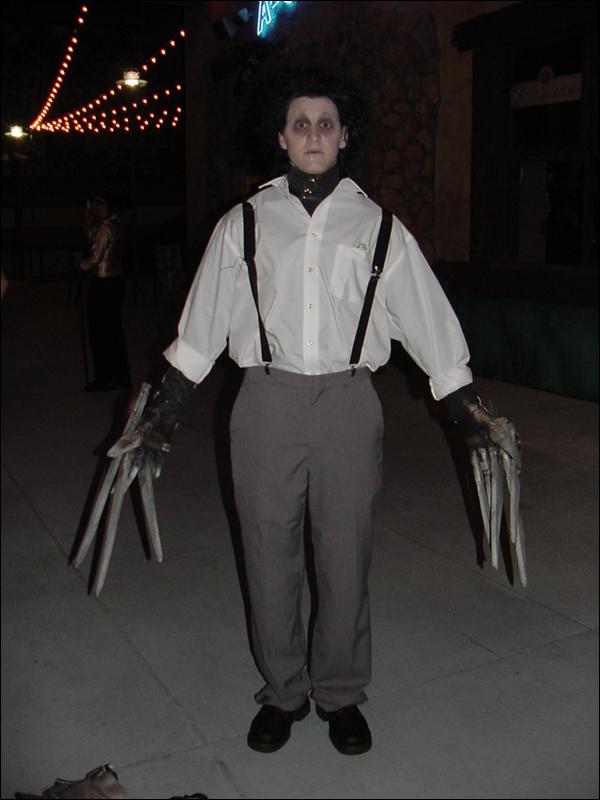 [PointOrlandoHalloween_2002_43.jpg]