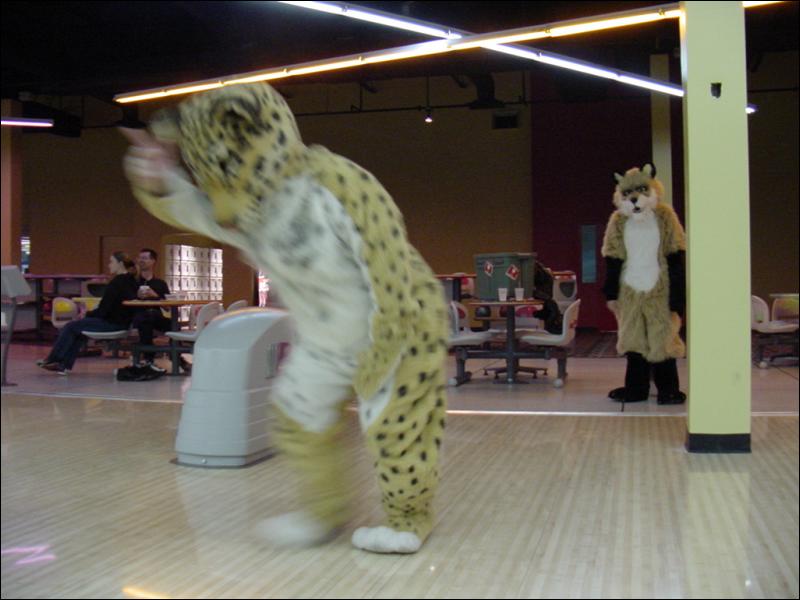 [20021112_Bowling_15.jpg]