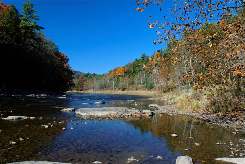 [20121022_RailRoadBridgeArea_2074_e.jpg]